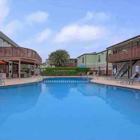 Beautiful/Spacious 2 Bedroom Houston Near Galleria Exterior photo