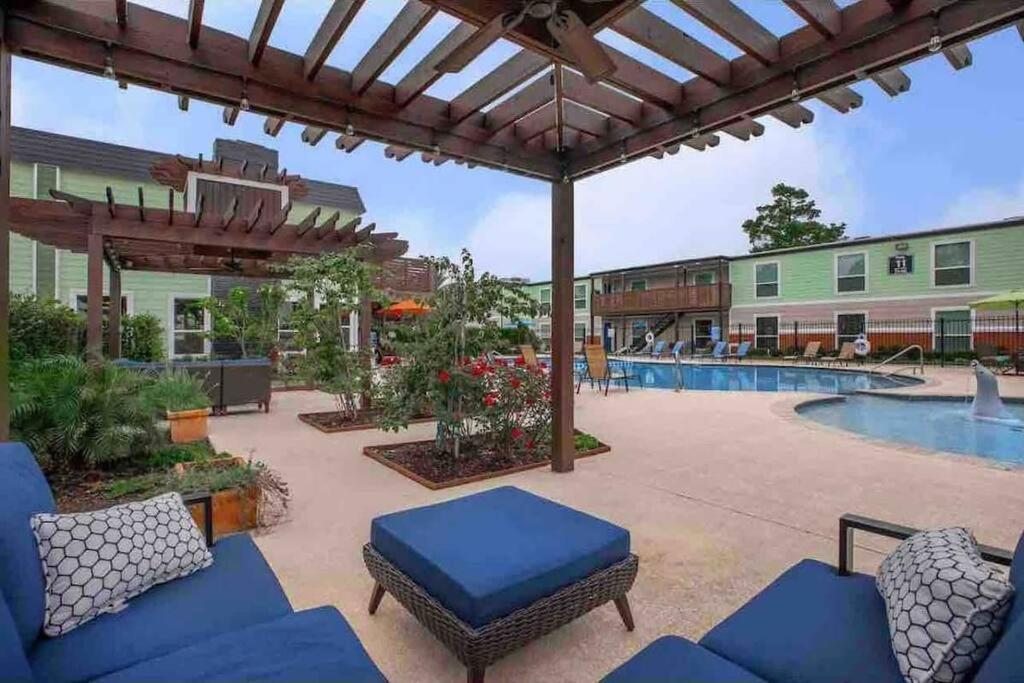 Beautiful/Spacious 2 Bedroom Houston Near Galleria Exterior photo